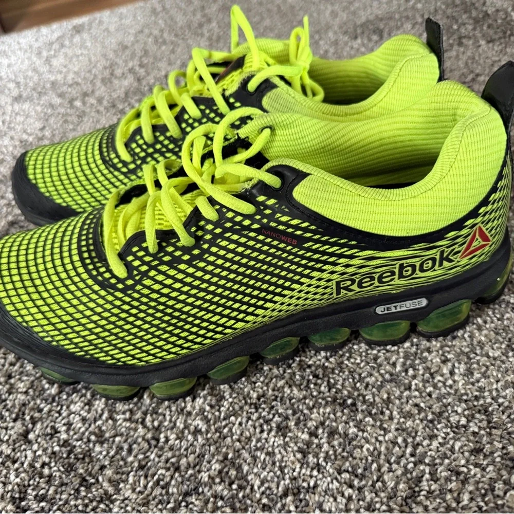 Reebok Lime Green Running Shoes - Picture 3 of 8